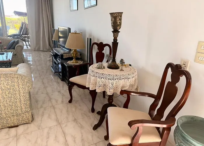 Front - Marina Wadi Degla Apartment
